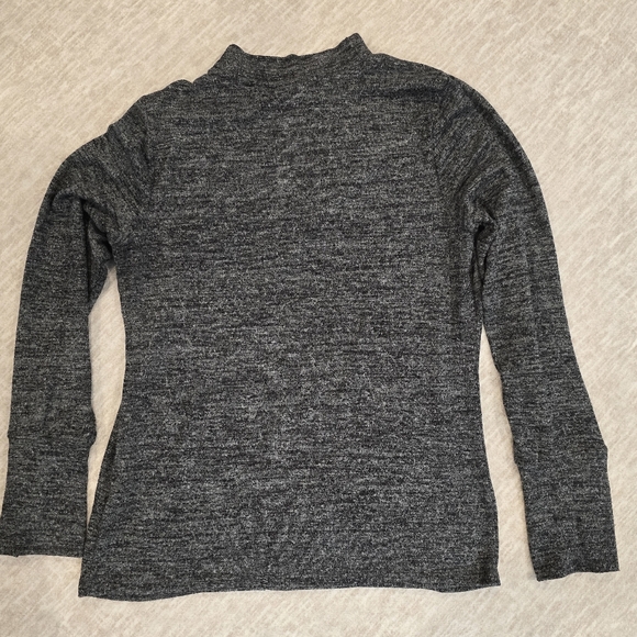 ELLA Rafaella Mock Neck Snap Cuff Top - Picture 2 of 5